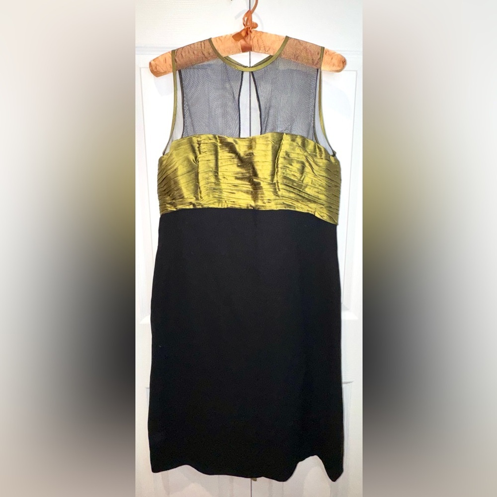 Crisada Chris Kole black dress with green trim detail. Bow back. Est size 2-4